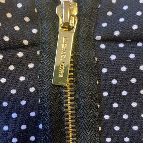 LIKE NEW WOMEN’S MICHAEL KORS POLKA DOT SKATER SKIRT SIZE 2 - Picture 4 of 6